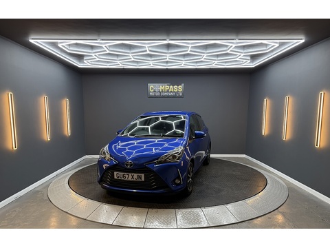 1.5 VVT-i Icon Tech Hatchback 5dr Petrol Manual Euro 6 (111 ps)