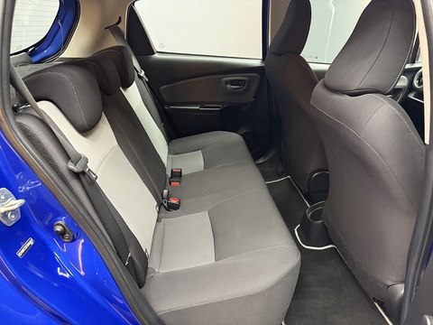 1.5 VVT-i Icon Tech Hatchback 5dr Petrol Manual Euro 6 (111 ps)