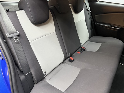 1.5 VVT-i Icon Tech Hatchback 5dr Petrol Manual Euro 6 (111 ps)