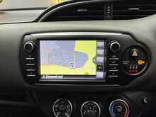 Toyota Yaris 1.5 VVT-i Icon Tech Hatchback 5dr Petrol Manual Euro 6 (111 ps) 