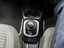 Toyota Yaris 1.5 VVT-i Icon Tech Hatchback 5dr Petrol Manual Euro 6 (111 ps) 