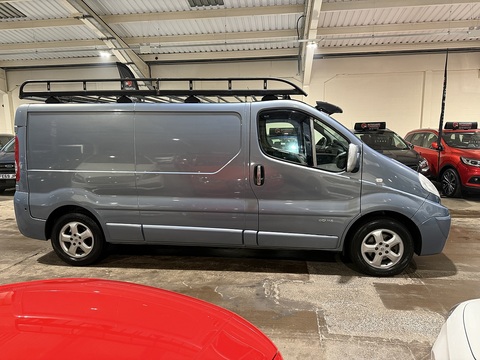 2.0 dCi LL29 Sport Panel Van 3dr Diesel Manual L3 H1 (198 g/km, 115 bhp)
