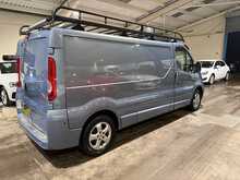 Renault Trafic 2.0 dCi LL29 Sport Panel Van 3dr Diesel Manual L3 H1 (198 g/km, 115 bhp) 