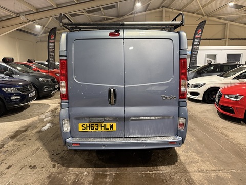 2.0 dCi LL29 Sport Panel Van 3dr Diesel Manual L3 H1 (198 g/km, 115 bhp)