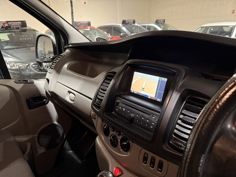 2.0 dCi LL29 Sport Panel Van 3dr Diesel Manual L3 H1 (198 g/km, 115 bhp)