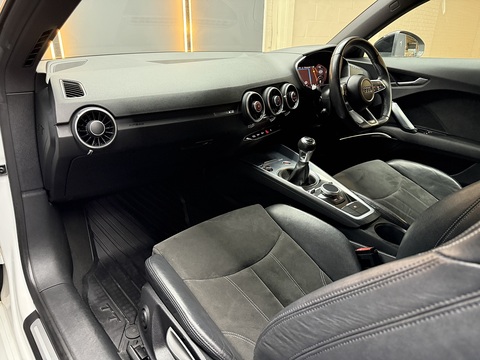 1.8 TFSI Black Edition Coupe 3dr Petrol Manual Euro 6 (s/s) (180 ps)