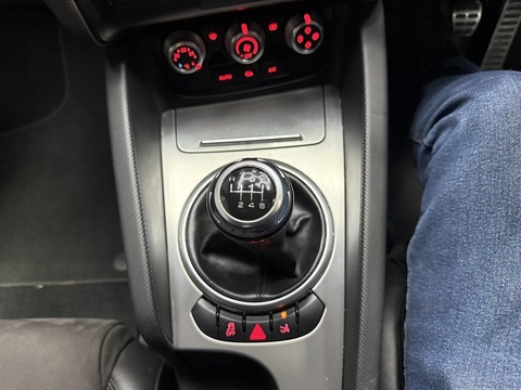 2.0 TDI Sport Coupe 3dr Diesel Manual quattro Euro 5 (170 ps)