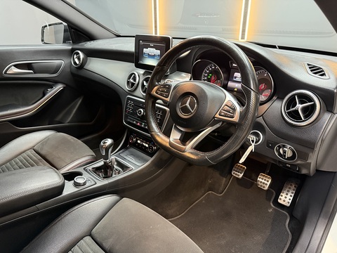 2.1 CLA200d AMG Sport Coupe 4dr Diesel Manual Euro 6 (s/s) (136 ps)