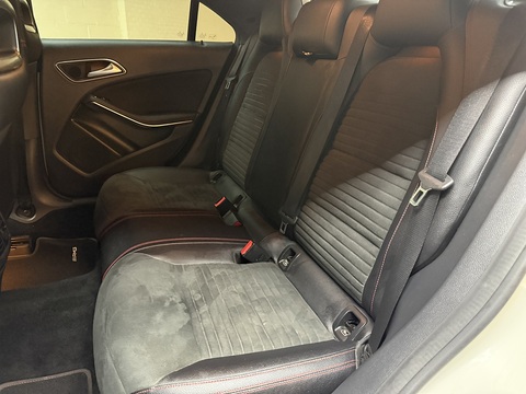 2.1 CLA200d AMG Sport Coupe 4dr Diesel Manual Euro 6 (s/s) (136 ps)