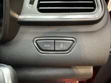 Renault Kadjar 1.3 TCe Iconic SUV 5dr Petrol Manual Euro 6 (s/s) (140 ps) 