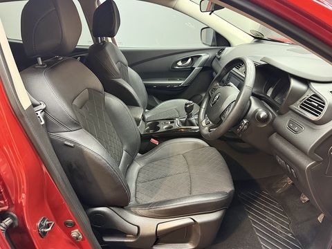 1.3 TCe Iconic SUV 5dr Petrol Manual Euro 6 (s/s) (140 ps)