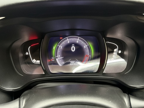 1.3 TCe Iconic SUV 5dr Petrol Manual Euro 6 (s/s) (140 ps)