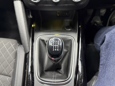 1.3 TCe Iconic SUV 5dr Petrol Manual Euro 6 (s/s) (140 ps)