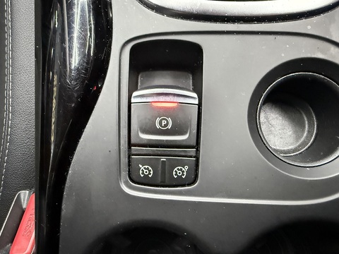 1.3 TCe Iconic SUV 5dr Petrol Manual Euro 6 (s/s) (140 ps)