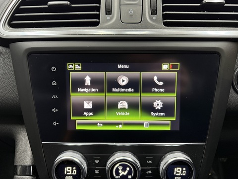 1.3 TCe Iconic SUV 5dr Petrol Manual Euro 6 (s/s) (140 ps)