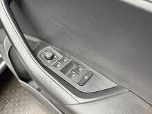 Skoda Karoq 1.6 TDI SE SUV 5dr Diesel DSG Euro 6 (s/s) (115 ps) 