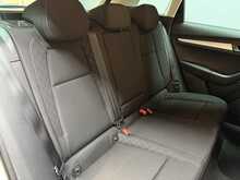 Skoda Karoq 1.6 TDI SE SUV 5dr Diesel DSG Euro 6 (s/s) (115 ps) 