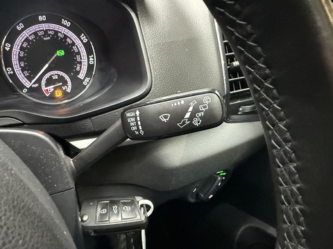 1.6 TDI SE SUV 5dr Diesel DSG Euro 6 (s/s) (115 ps)