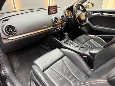 2.0 TFSI Hatchback 3dr Petrol S Tronic quattro Euro 6 (s/s) (300 ps)