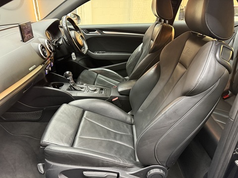 2.0 TFSI Hatchback 3dr Petrol S Tronic quattro Euro 6 (s/s) (300 ps)