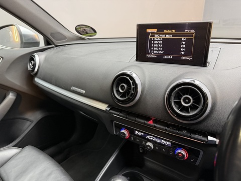 2.0 TFSI Hatchback 3dr Petrol S Tronic quattro Euro 6 (s/s) (300 ps)