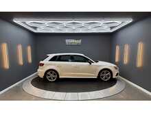 Audi A3 1.5 TFSI CoD 35 S line Sportback 5dr Petrol S Tronic Euro 6 (s/s) (150 ps) 