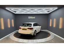 Audi A3 1.5 TFSI CoD 35 S line Sportback 5dr Petrol S Tronic Euro 6 (s/s) (150 ps) 