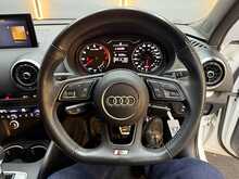 Audi A3 1.5 TFSI CoD 35 S line Sportback 5dr Petrol S Tronic Euro 6 (s/s) (150 ps) 