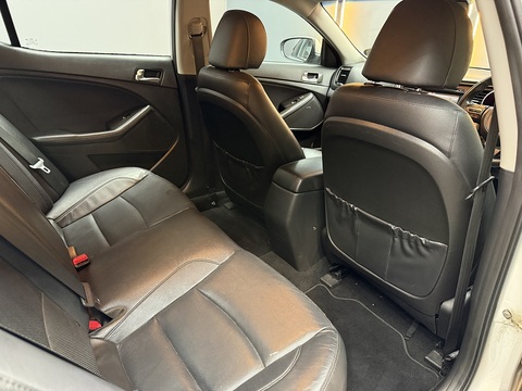 1.7 CRDi EcoDynamics 2 Saloon 4dr Diesel Manual Euro 5 (s/s) (134 bhp)