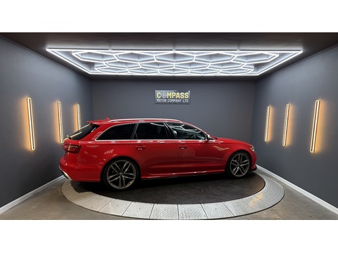 4.0 TFSI V8 Estate 5dr Petrol Tiptronic quattro Euro 5 (s/s) (560 ps)