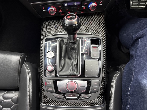 4.0 TFSI V8 Estate 5dr Petrol Tiptronic quattro Euro 5 (s/s) (560 ps)