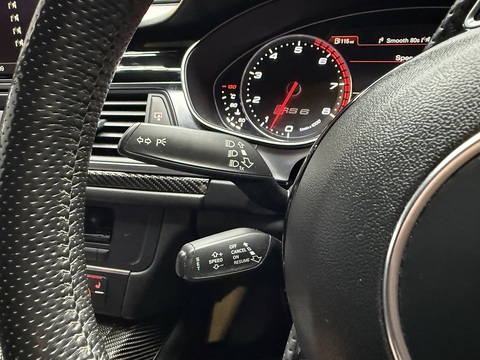 4.0 TFSI V8 Estate 5dr Petrol Tiptronic quattro Euro 5 (s/s) (560 ps)