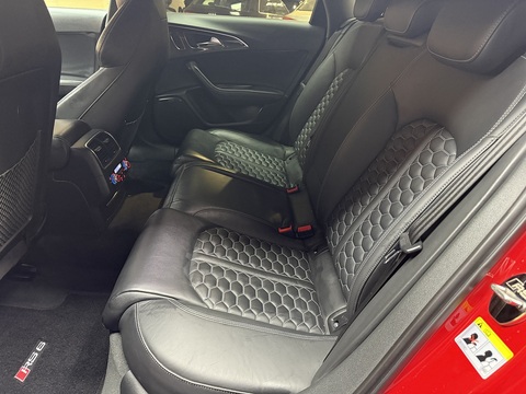 4.0 TFSI V8 Estate 5dr Petrol Tiptronic quattro Euro 5 (s/s) (560 ps)