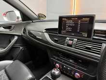 Audi RS6 Avant 4.0 TFSI V8 Estate 5dr Petrol Tiptronic quattro Euro 5 (s/s) (560 ps) 