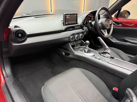 2.0 SKYACTIV-G SE-L Nav Convertible 2dr Petrol Manual Euro 6 (160 ps)