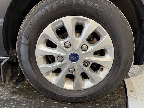 2.0 280 EcoBlue Limited Panel Van 5dr Diesel Auto L1 H1 Euro 6 (s/s) (130 ps)