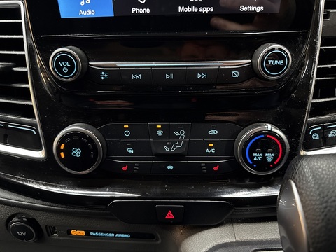 2.0 280 EcoBlue Limited Panel Van 5dr Diesel Auto L1 H1 Euro 6 (s/s) (130 ps)