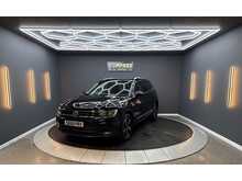 Volkswagen Tiguan 2.0 TDI SE Navigation SUV 5dr Diesel Manual Euro 6 (s/s) (150 ps) 