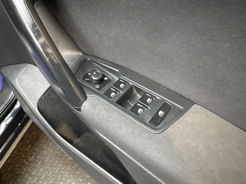 2.0 TDI SE Navigation SUV 5dr Diesel Manual Euro 6 (s/s) (150 ps)