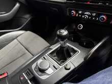 Audi A3 1.5 TFSI CoD 35 S line Saloon 4dr Petrol Manual Euro 6 (s/s) (150 ps) 