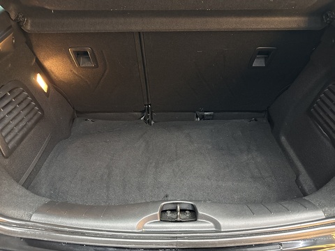 1.6 BlueHDi Elegance Hatchback 3dr Diesel Manual Euro 6 (s/s) (100 ps)