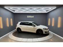 Volkswagen Golf 2.0 TSI BlueMotion Tech GTI Hatchback 5dr Petrol DSG Euro 6 (s/s) (220 ps) 