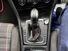 Volkswagen Golf 2.0 TSI BlueMotion Tech GTI Hatchback 5dr Petrol DSG Euro 6 (s/s) (220 ps) 