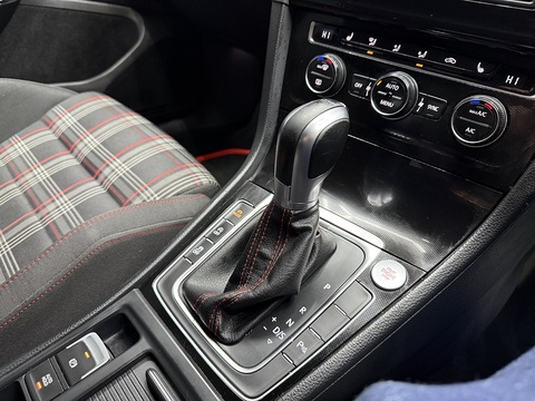 2.0 TSI BlueMotion Tech GTI Hatchback 5dr Petrol DSG Euro 6 (s/s) (220 ps)