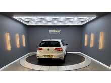 Volkswagen Golf 2.0 TSI BlueMotion Tech R Hatchback 5dr Petrol DSG 4Motion Euro 6 (s/s) (310 ps) 