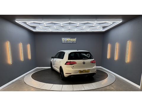 2.0 TSI BlueMotion Tech R Hatchback 5dr Petrol DSG 4Motion Euro 6 (s/s) (310 ps)