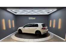 Volkswagen Golf 2.0 TSI BlueMotion Tech R Hatchback 5dr Petrol DSG 4Motion Euro 6 (s/s) (310 ps) 