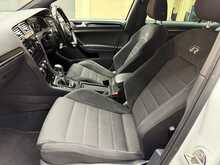 Volkswagen Golf 2.0 TSI BlueMotion Tech R Hatchback 5dr Petrol DSG 4Motion Euro 6 (s/s) (310 ps) 