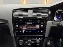 Volkswagen Golf 2.0 TSI BlueMotion Tech R Hatchback 3dr Petrol Manual 4Motion Euro 6 (s/s) (300 ps) 