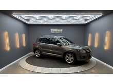 Volkswagen Tiguan 2.0 TDI BlueMotion Tech R-Line SUV 5dr Diesel Manual 4WD Euro 5 (s/s) (170 ps) 